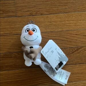 Disney Olaf Magnet NWT